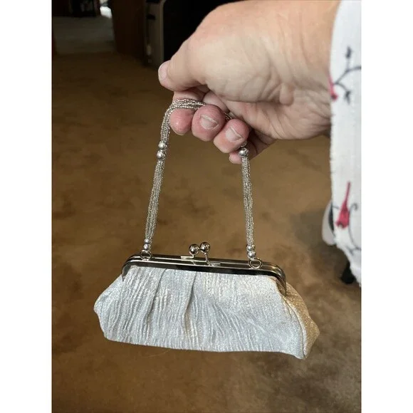 Vintage Silver La Regale Frame Evening Purse, Clutch  w/ Glass Beaded Handle - Picture 3 of 6